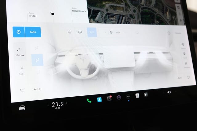 2019 TESLA MODEL 3 - 11