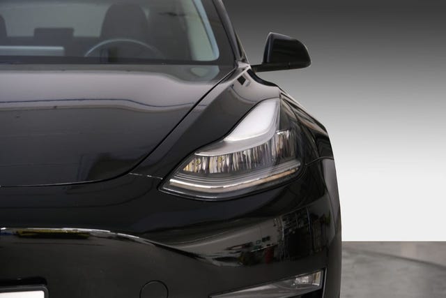 5YJ3E7EB1KF338738 2019 TESLA MODEL 3-3