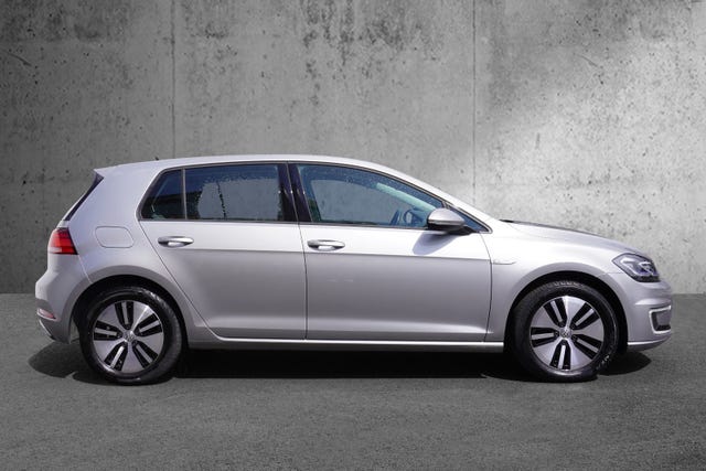 2019 VOLKSWAGEN GOLF - 10