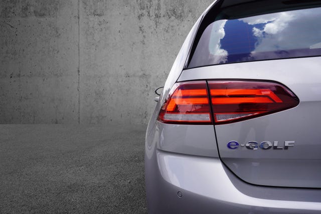 2019 VOLKSWAGEN GOLF - 8