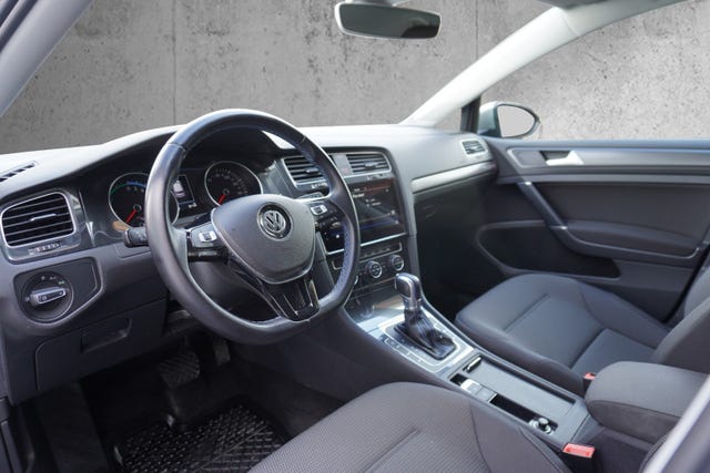 2019 VOLKSWAGEN GOLF - 13