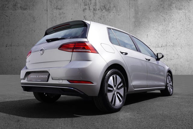 2019 VOLKSWAGEN GOLF - 11