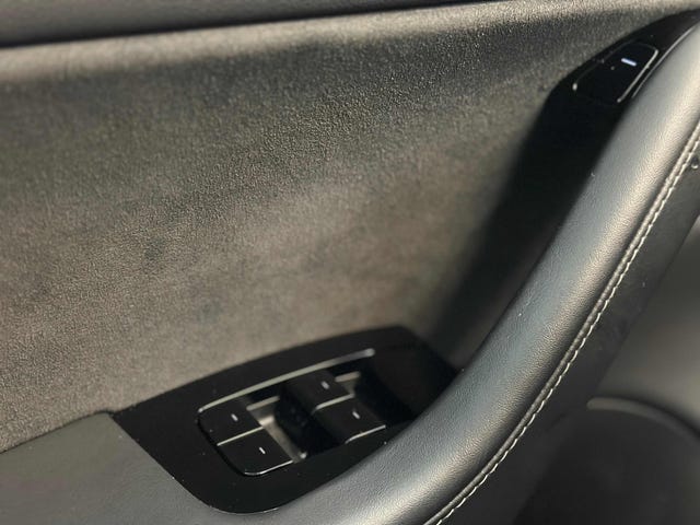 2019 TESLA MODEL 3 - 16