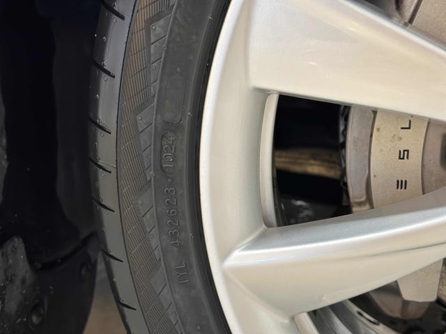 2019 TESLA MODEL 3 - 29