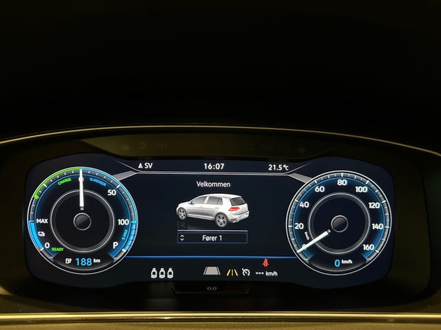 2019 VOLKSWAGEN GOLF - 12
