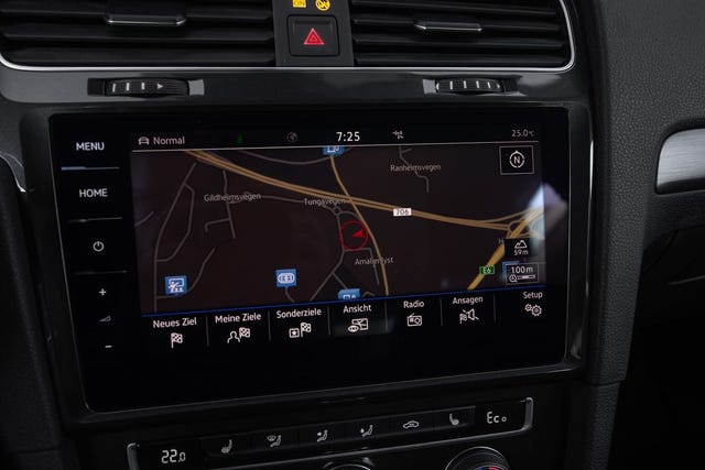 2019 VOLKSWAGEN GOLF - 26