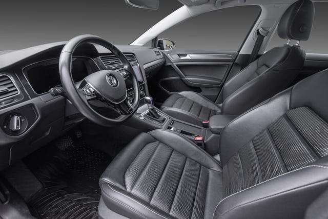 2019 VOLKSWAGEN GOLF - 15