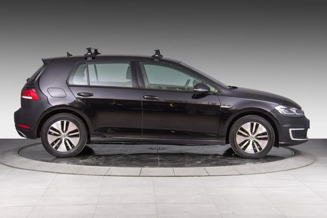2019 VOLKSWAGEN GOLF - 8