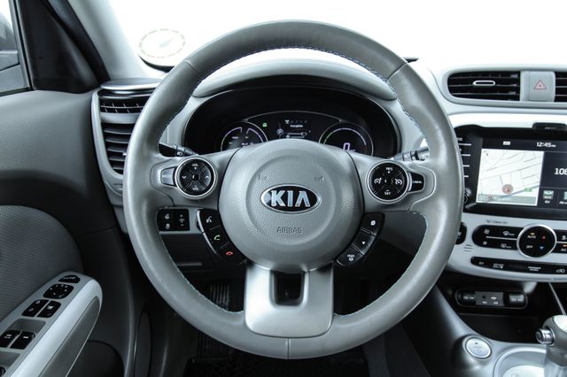 2016 KIA SOUL - 11