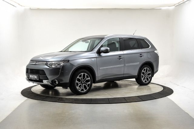 2015 MITSUBISHI OUTLANDER - 1