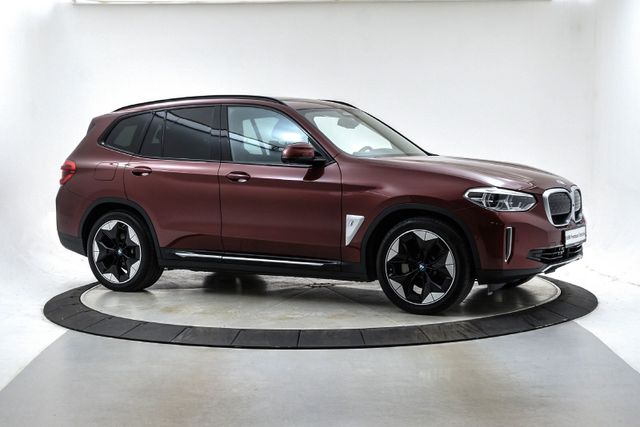 2021 BMW IX3 - 14