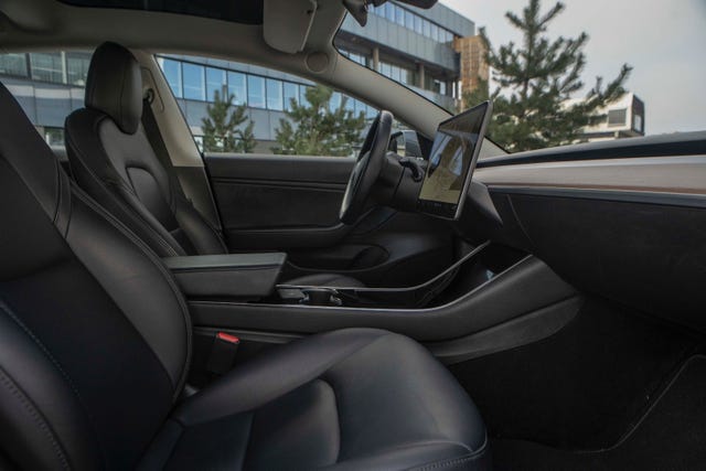 2019 TESLA MODEL 3 - 14