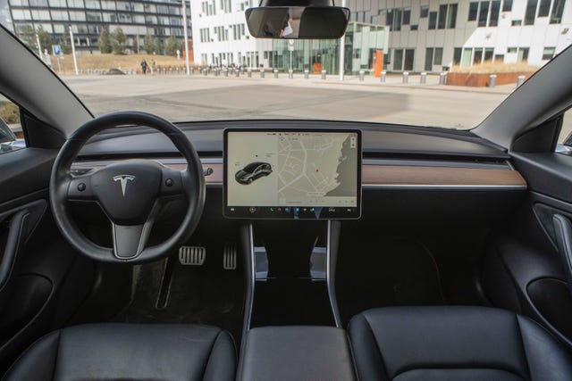 2019 TESLA MODEL 3 - 13