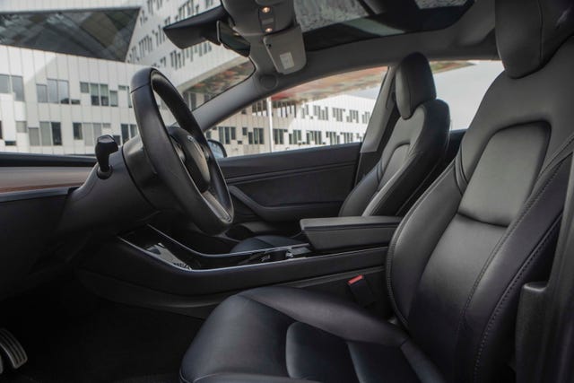 2019 TESLA MODEL 3 - 17
