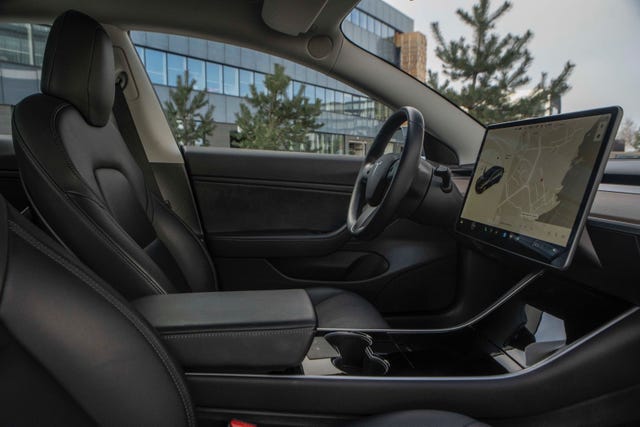 2019 TESLA MODEL 3 - 12