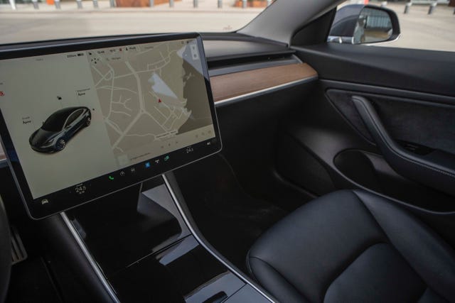 2019 TESLA MODEL 3 - 19