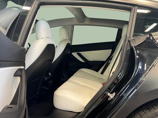 2021 TESLA MODEL 3 - 15