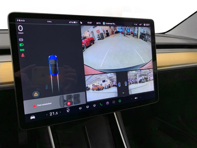 2019 TESLA MODEL 3 - 10