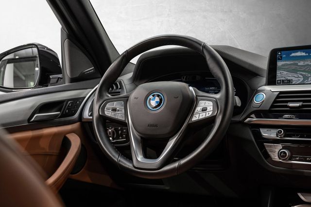 2021 BMW IX3 - 17