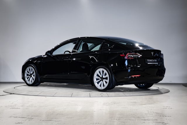 2021 TESLA MODEL 3 - 12