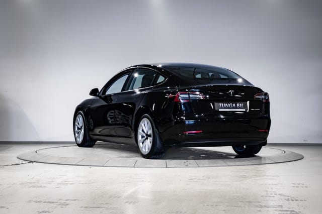 2021 TESLA MODEL 3 - 11