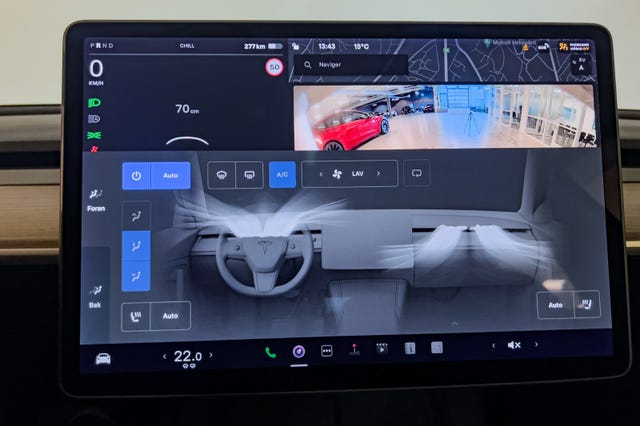 2021 TESLA MODEL 3 - 28