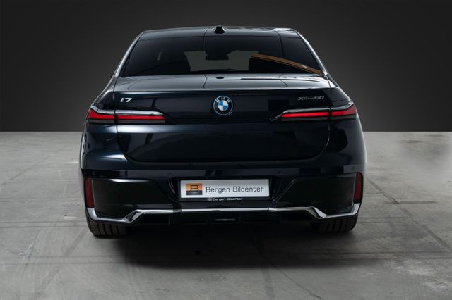 2023 BMW I7 - 5