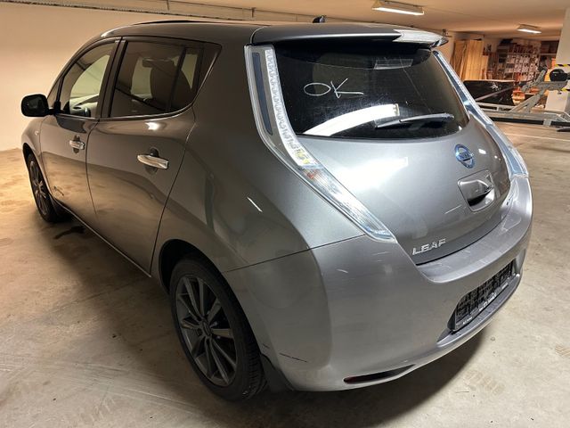 2014 NISSAN LEAF - 16