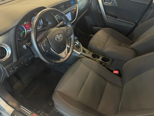 2013 TOYOTA AURIS - 9