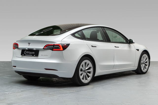 2021 TESLA MODEL 3 - 11