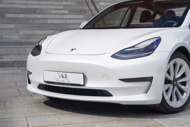5YJ3E7EBXMF825553 2021 TESLA MODEL 3-1