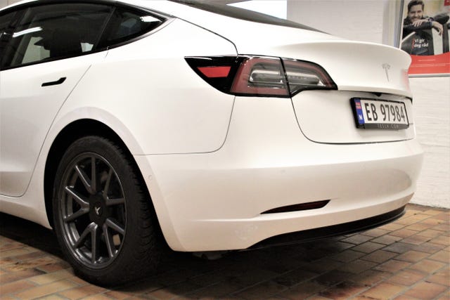 2021 TESLA MODEL 3 - 9