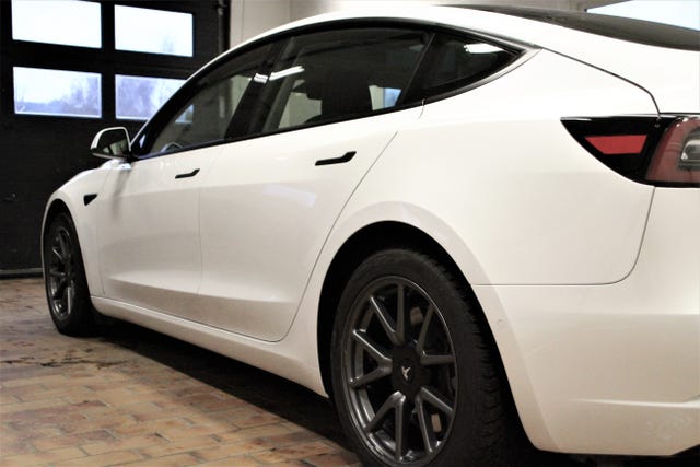 2021 TESLA MODEL 3 - 10