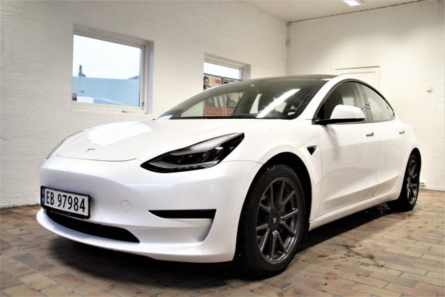 5YJ3E7EB4MF831221 2021 TESLA MODEL 3-4