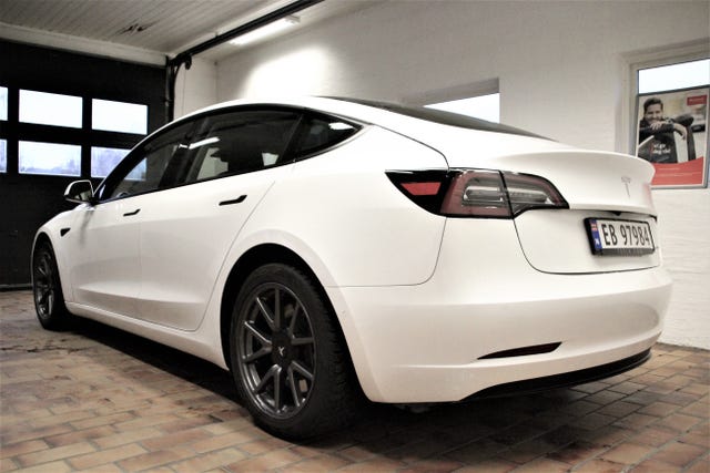 5YJ3E7EB4MF831221 2021 TESLA MODEL 3-5