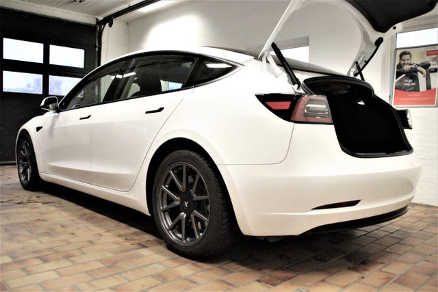 2021 TESLA MODEL 3 - 39