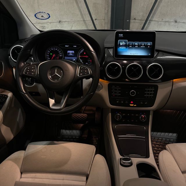 2016 MERCEDES-BENZ B-KLASSE - 22