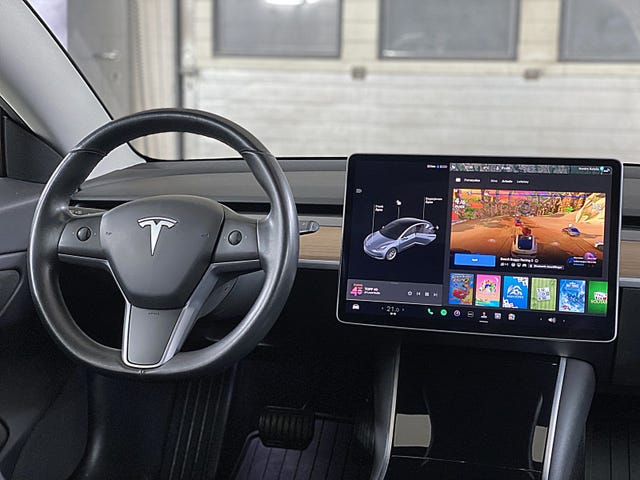2019 TESLA MODEL 3 - 13