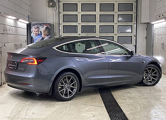 null 2019 TESLA MODEL 3-5