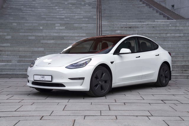 LRW3E7EK4MC391270 2021 TESLA MODEL 3-1