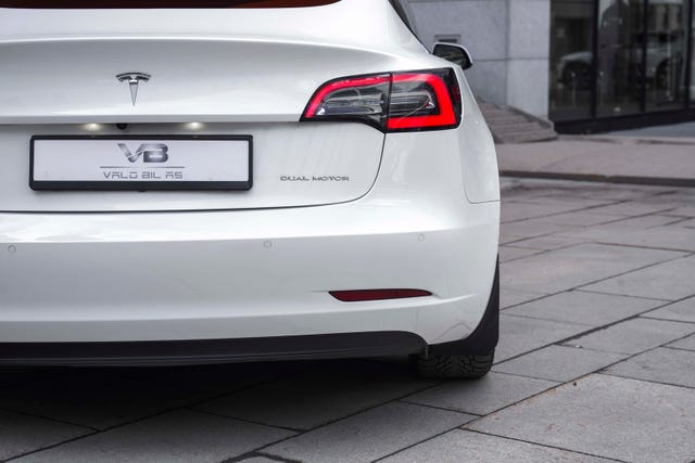 2021 TESLA MODEL 3 - 9