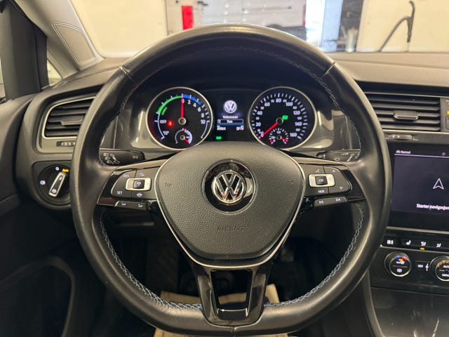 2019 VOLKSWAGEN GOLF - 13