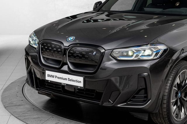 2023 BMW IX3 - 5