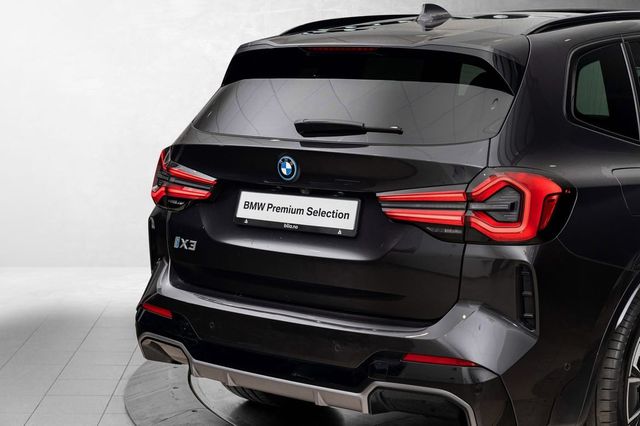 2023 BMW IX3 - 6