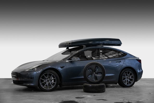 2019 TESLA MODEL 3 - 8