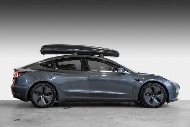 5YJ3E7EB3KF232243 2019 TESLA MODEL 3-5