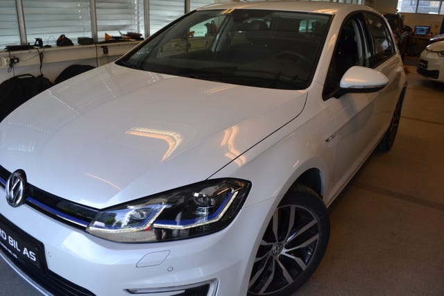 WVWZZZAUZKW901756 2019 VOLKSWAGEN GOLF-3