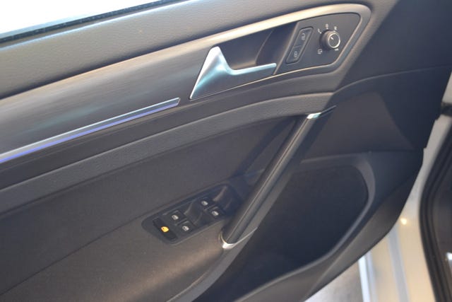 2019 VOLKSWAGEN GOLF - 13
