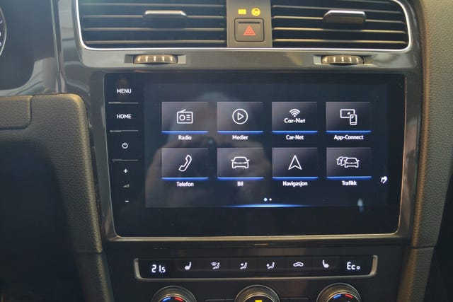 2019 VOLKSWAGEN GOLF - 20