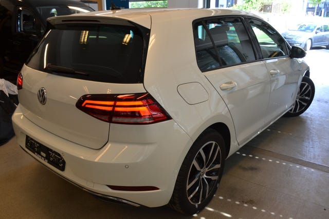 2019 VOLKSWAGEN GOLF - 7
